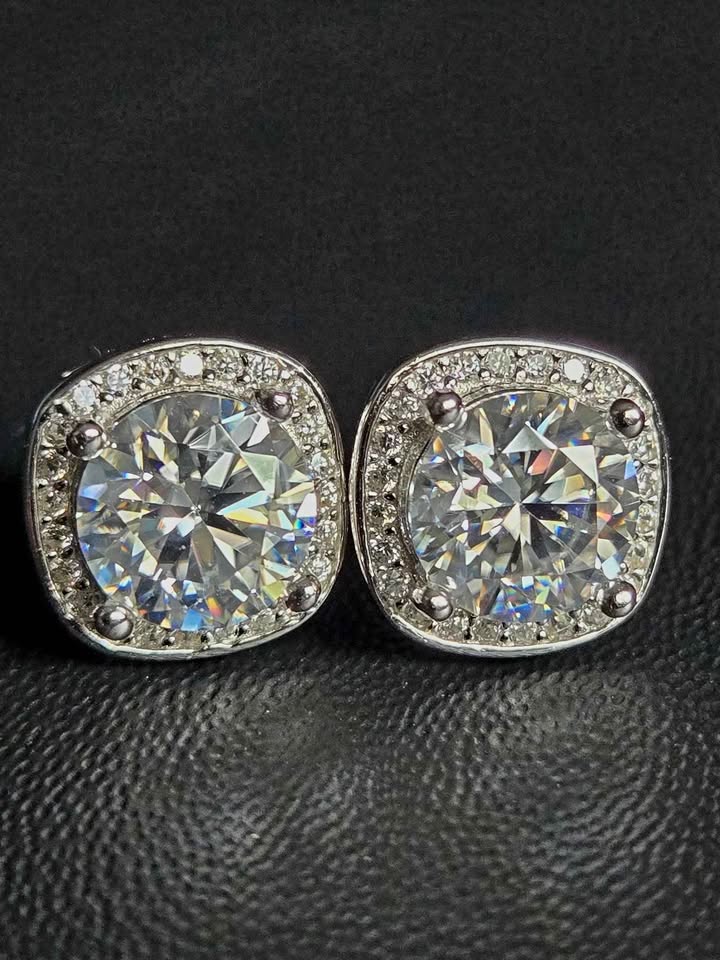 VVS1 Moissanite Square Stud Luxury Earrings